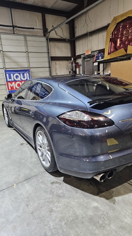 Blu Detailing work
